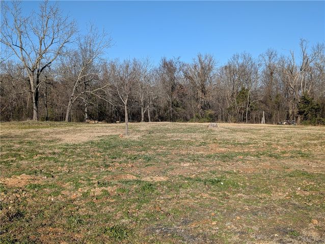 7226 Estes Road, Harrison, AR 72601