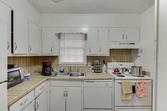 502 Downing Street, Lawrenceville, GA 30046