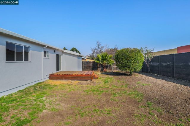 223 Diane Ave, Pittsburg, CA 94565