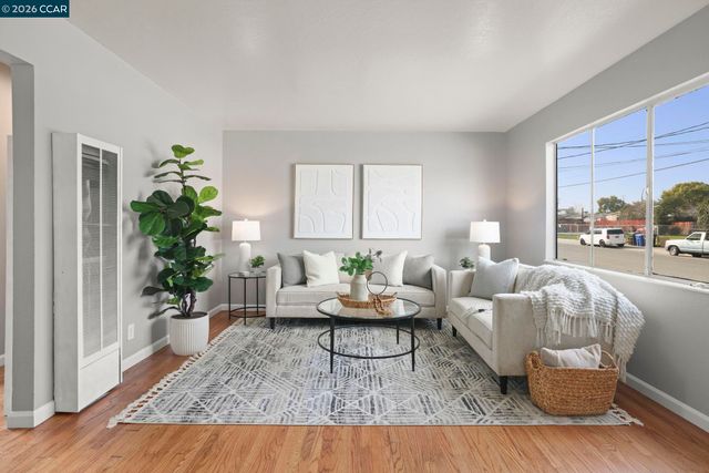 223 Diane Ave, Pittsburg, CA 94565