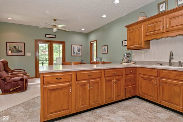 7534 Chestnut Hills Drive, Indianapolis, IN 46278