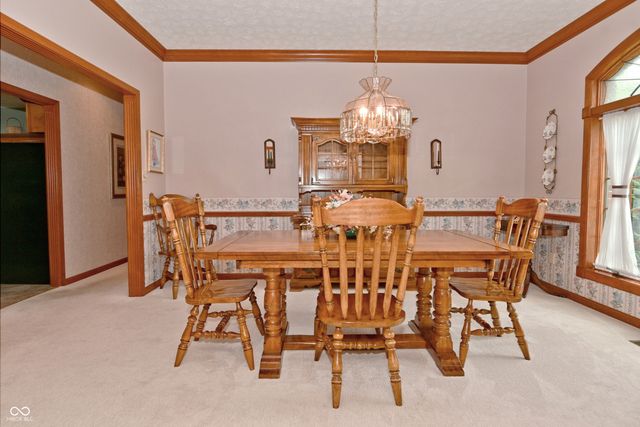7534 Chestnut Hills Drive, Indianapolis, IN 46278