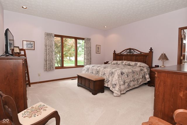 7534 Chestnut Hills Drive, Indianapolis, IN 46278
