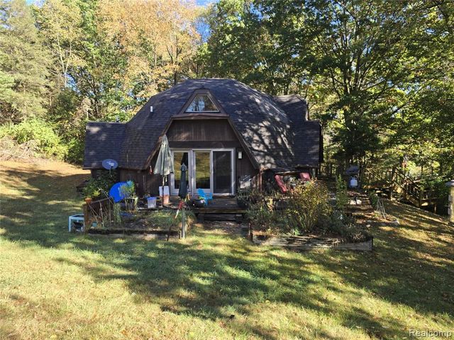 1045 Bald Eagle Lake Road, Ortonville, MI 48462
