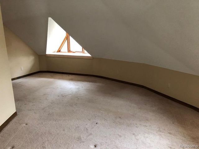 1045 Bald Eagle Lake Road, Ortonville, MI 48462