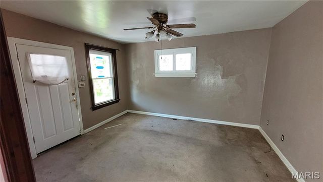 963 Canaan Avenue, St Louis, MO 63147