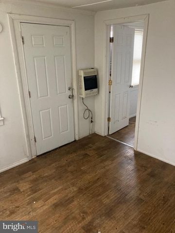 2109 CENTRAL AVE, Ship Bottom, NJ 08008