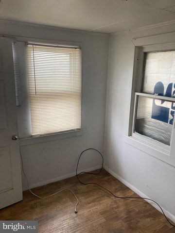 2109 CENTRAL AVE, Ship Bottom, NJ 08008