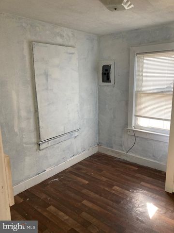 2109 CENTRAL AVE, Ship Bottom, NJ 08008