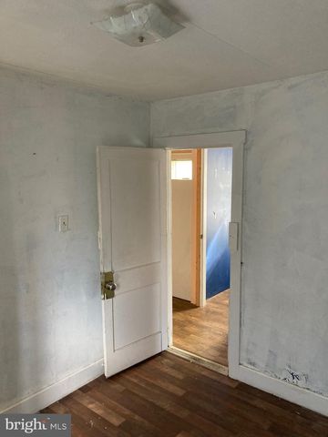 2109 CENTRAL AVE, Ship Bottom, NJ 08008