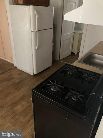 2109 CENTRAL AVE, Ship Bottom, NJ 08008