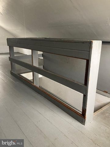 2109 CENTRAL AVE, Ship Bottom, NJ 08008