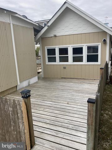 2109 CENTRAL AVE, Ship Bottom, NJ 08008