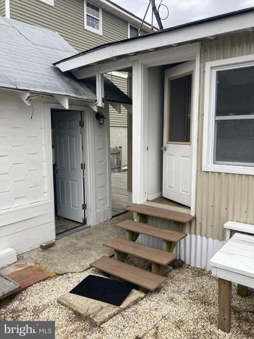 2109 CENTRAL AVE, Ship Bottom, NJ 08008