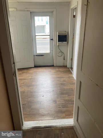 2109 CENTRAL AVE, Ship Bottom, NJ 08008