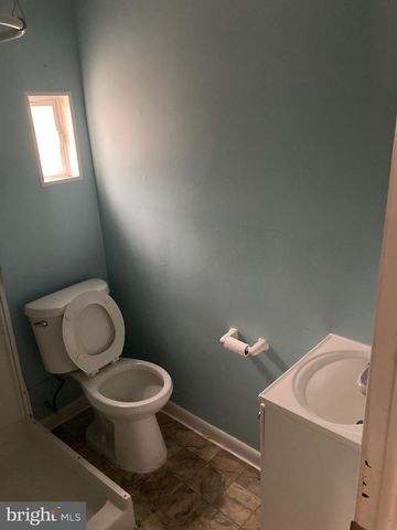 2109 CENTRAL AVE, Ship Bottom, NJ 08008