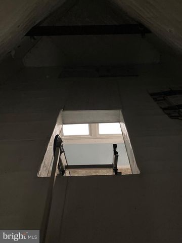 2109 CENTRAL AVE, Ship Bottom, NJ 08008