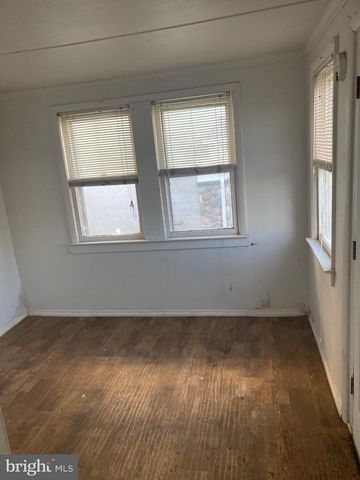 2109 CENTRAL AVE, Ship Bottom, NJ 08008