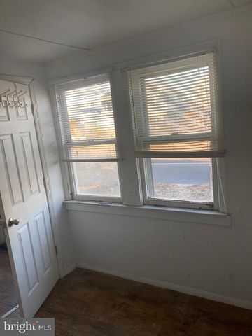 2109 CENTRAL AVE, Ship Bottom, NJ 08008