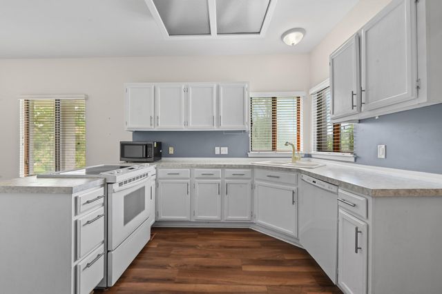 12753 Burson DR, Manchaca, TX 78652