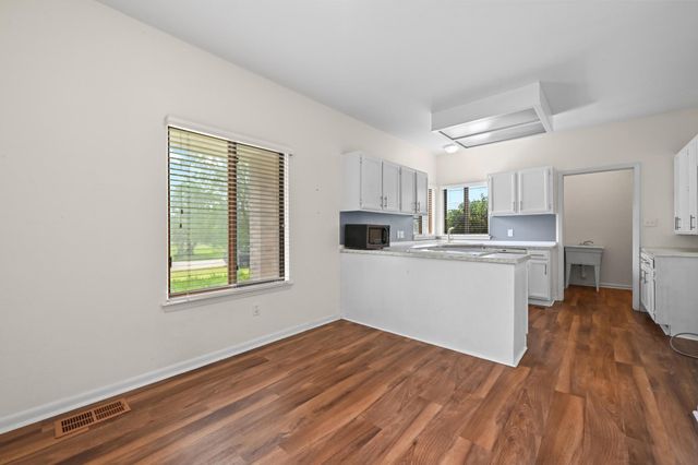 12753 Burson DR, Manchaca, TX 78652