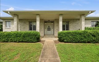 12753 Burson DR, Manchaca, TX 78652