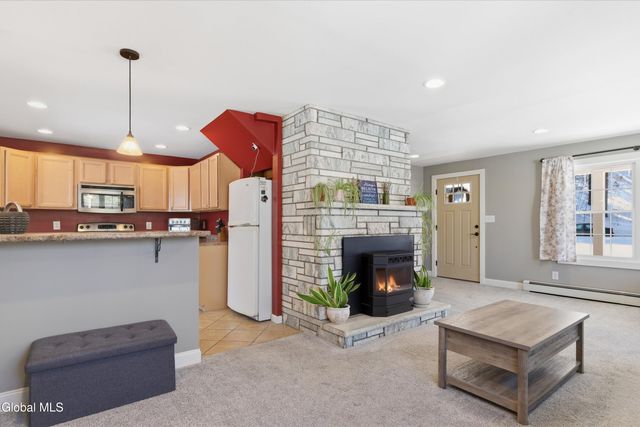 406 Gulf Hill Road, Voorheesville, NY 12186