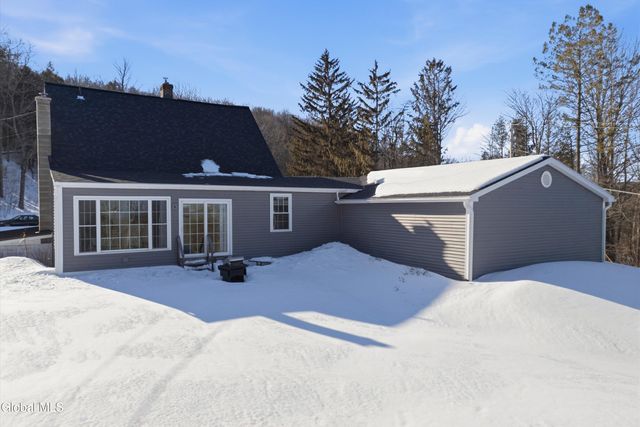 406 Gulf Hill Road, Voorheesville, NY 12186