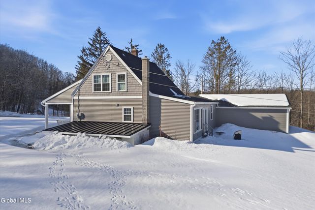 406 Gulf Hill Road, Voorheesville, NY 12186