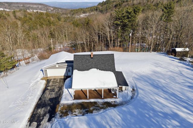 406 Gulf Hill Road, Voorheesville, NY 12186