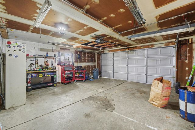 7725 N Henry Ruff Road, Westland, MI 48185