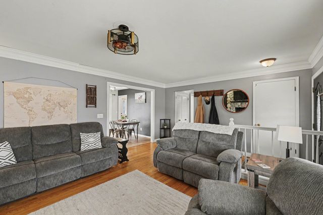 7725 N Henry Ruff Road, Westland, MI 48185