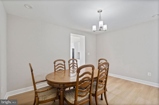 3819 ROLAND AVE, Baltimore, MD 21211