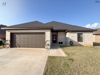 1427 AMHERST STREET, Burkburnett, TX 76354