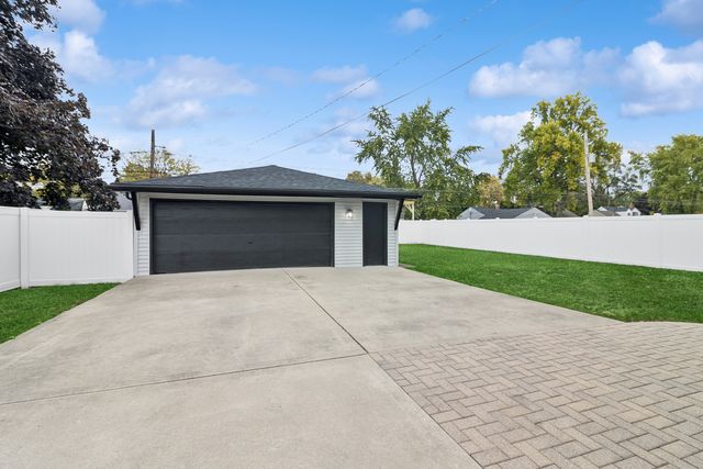 1613 Jones Street, Joliet, IL 60435