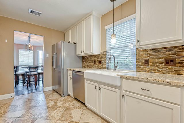 3810 Inverness Way, Montgomery, TX 77356