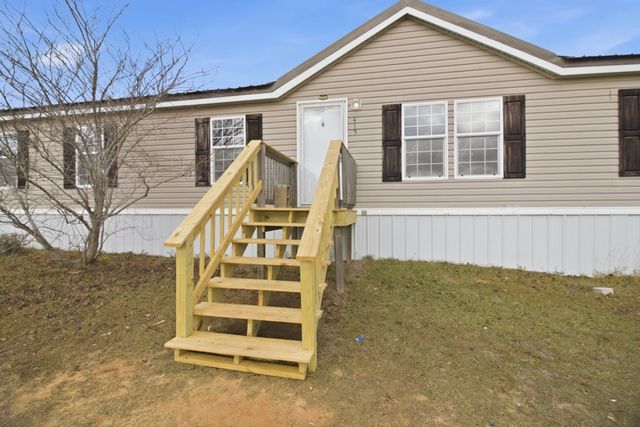 415 Bradford Drive, Headland, AL 36345