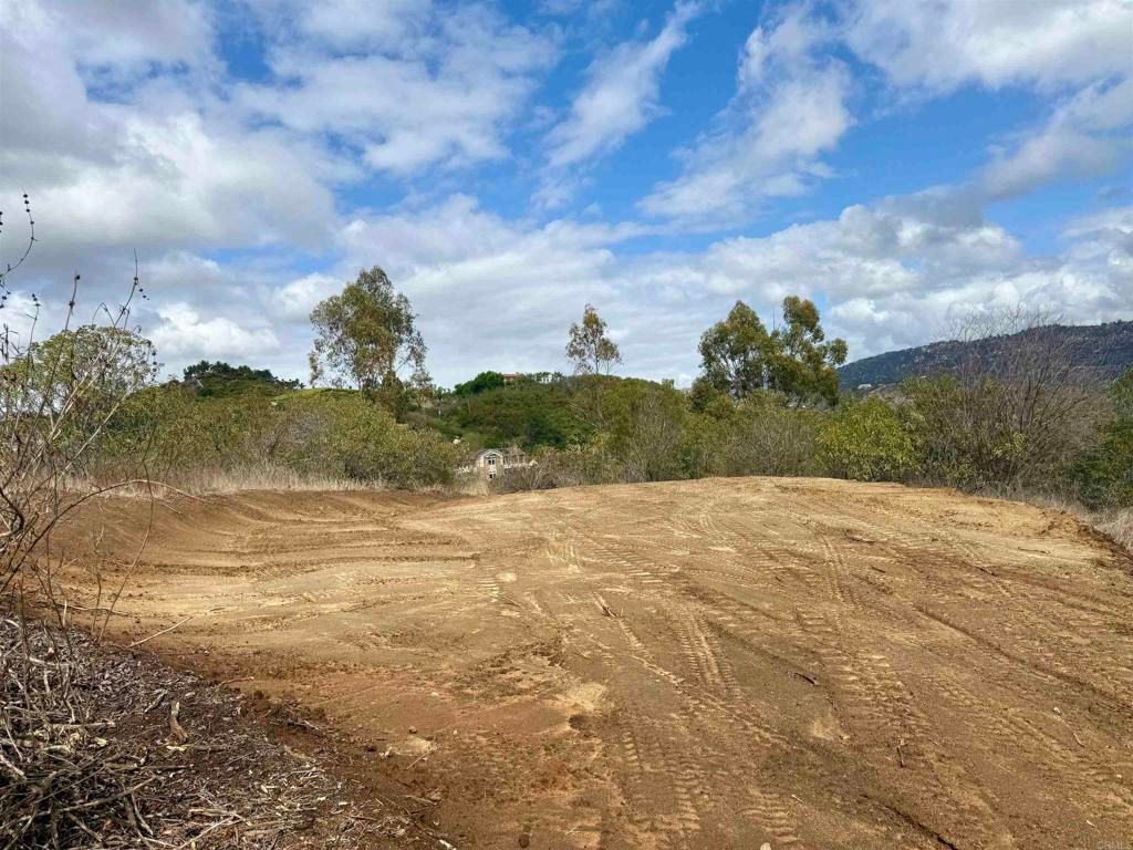 Mission Ridge Lane 19, Fallbrook, CA 92028 — exterior