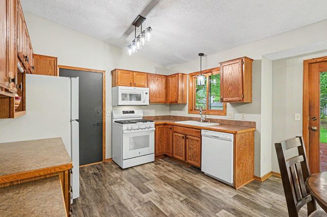 3607 152nd Street W, Rosemount, MN 55068