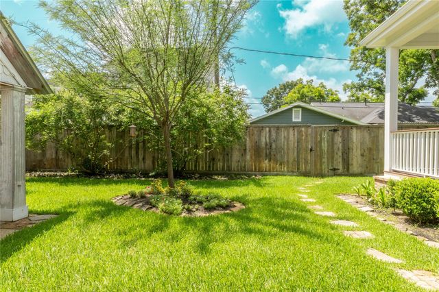 118 6th Street, Sugar Land, TX 77498