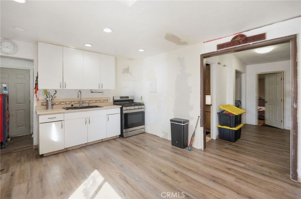 Image 11 of property listing at 7559 Chemehuevi Way, Yucca Valley, CA 92284