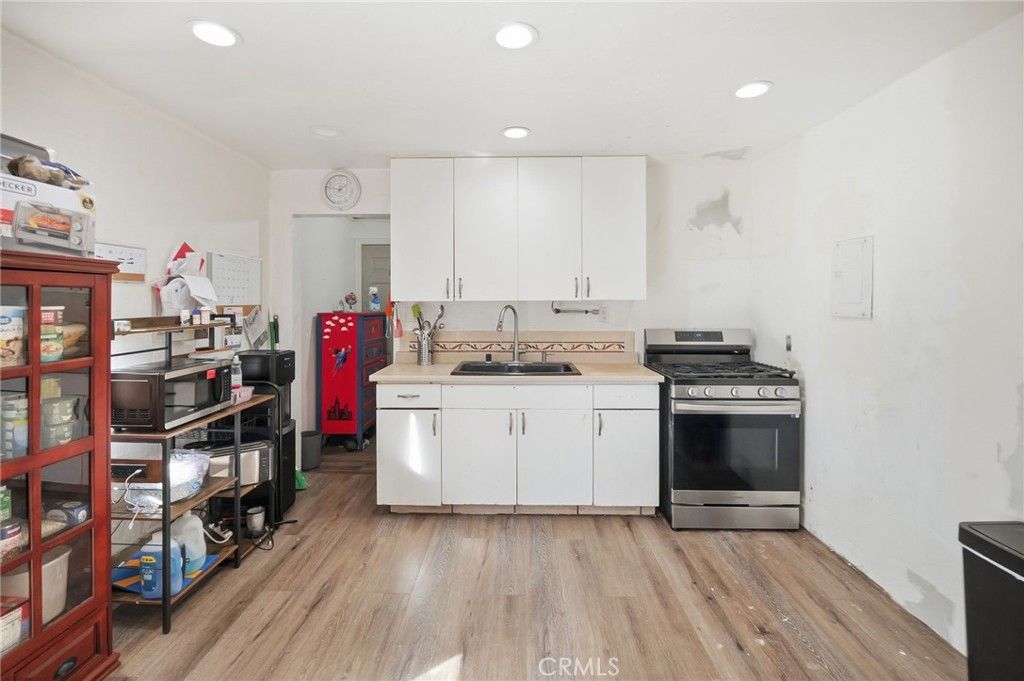 Image 12 of property listing at 7559 Chemehuevi Way, Yucca Valley, CA 92284