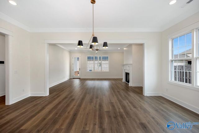 7812 Lake Walk Way, Owens Cross Roads, AL 35763