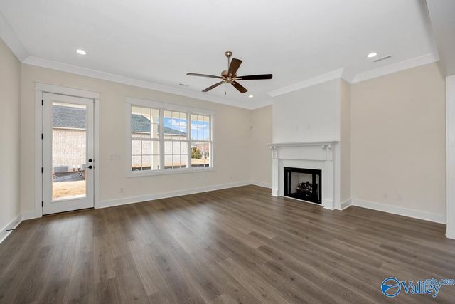 7812 Lake Walk Way, Owens Cross Roads, AL 35763