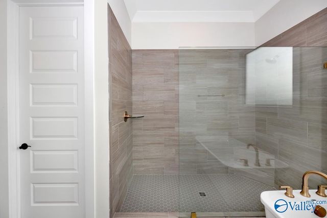 7812 Lake Walk Way, Owens Cross Roads, AL 35763