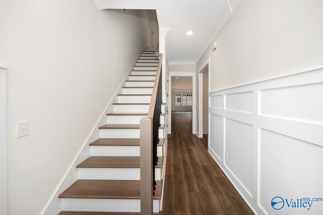 7812 Lake Walk Way, Owens Cross Roads, AL 35763