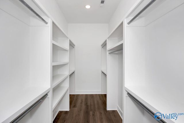 7812 Lake Walk Way, Owens Cross Roads, AL 35763