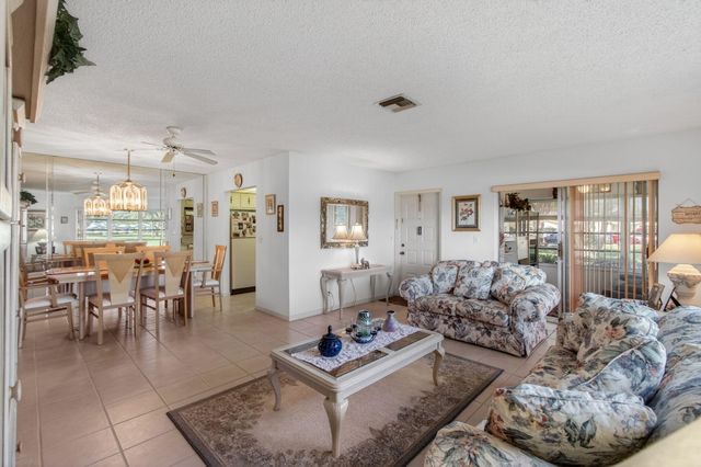 14339 Canalview Drive A, Delray Beach, FL 33484