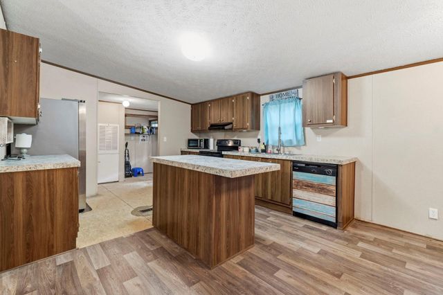 0235 Red Oak Dr, Onalaska, TX 77360