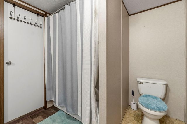 0235 Red Oak Dr, Onalaska, TX 77360